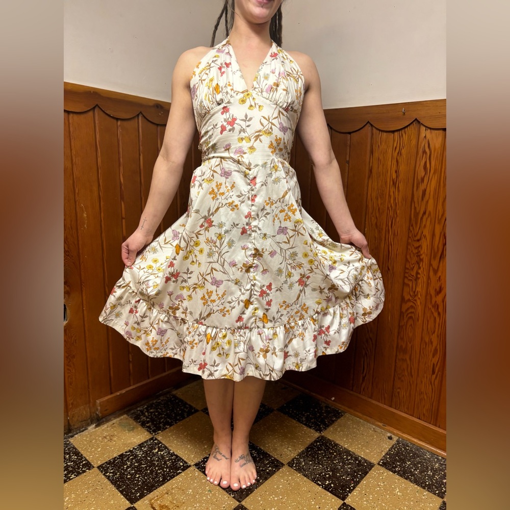 1960s Vintage DeWeese Designs Marilyn Monroe Style Floral Halter Sun Dress